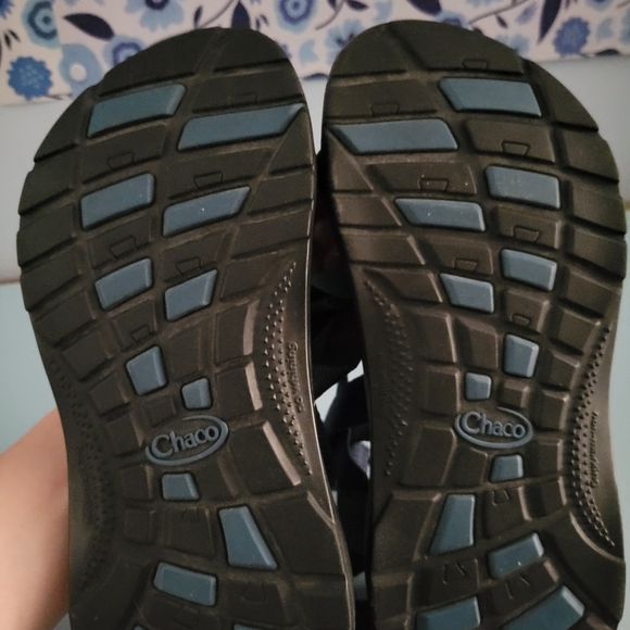 Kids Chaco Sandals - Picture 3 of 4